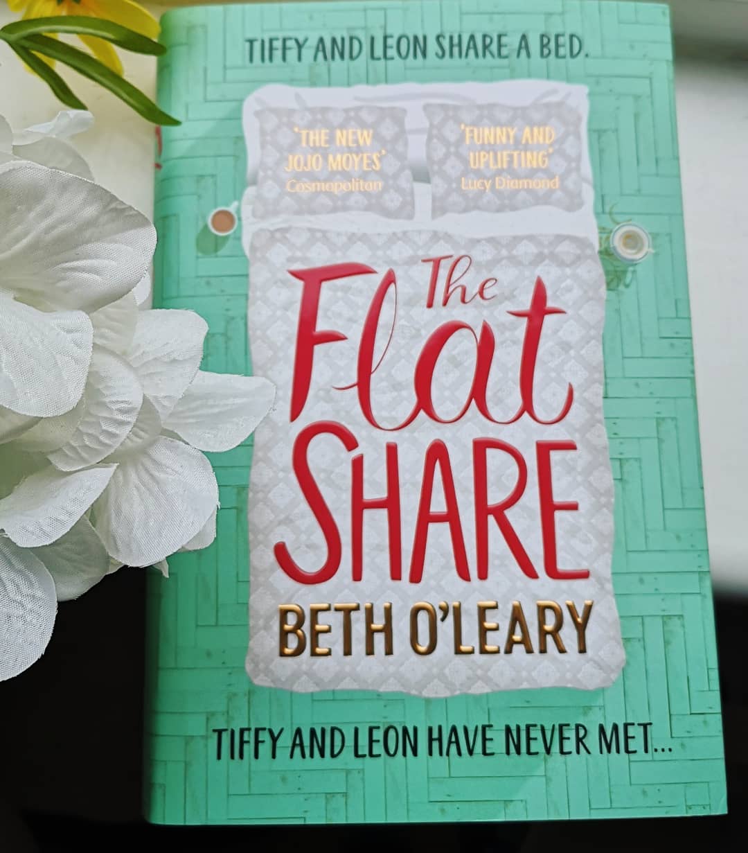 Review: The Flatshare by Beth O’Leary – A Bookish Life